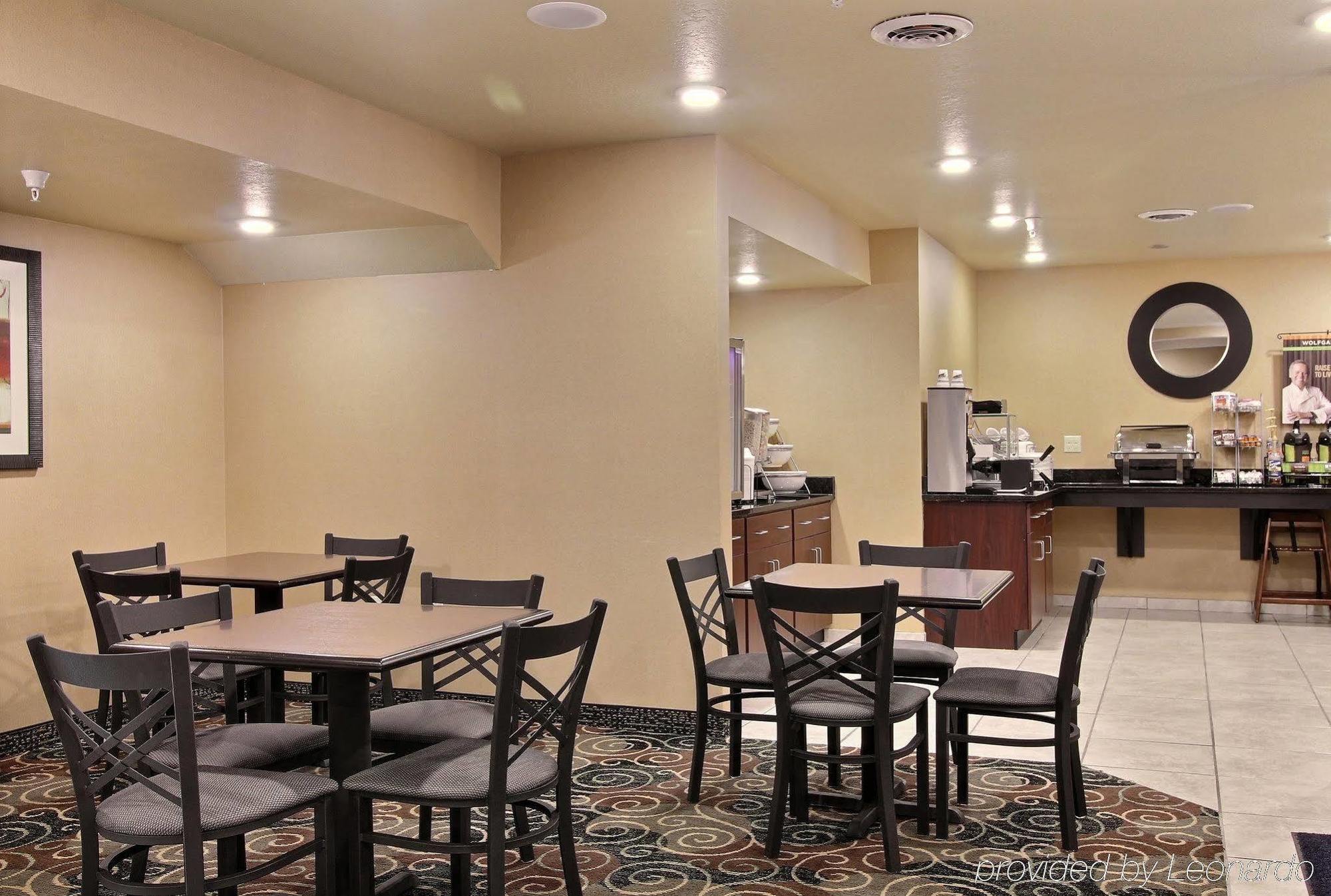 Cobblestone Inn & Suites - Linton Εξωτερικό φωτογραφία