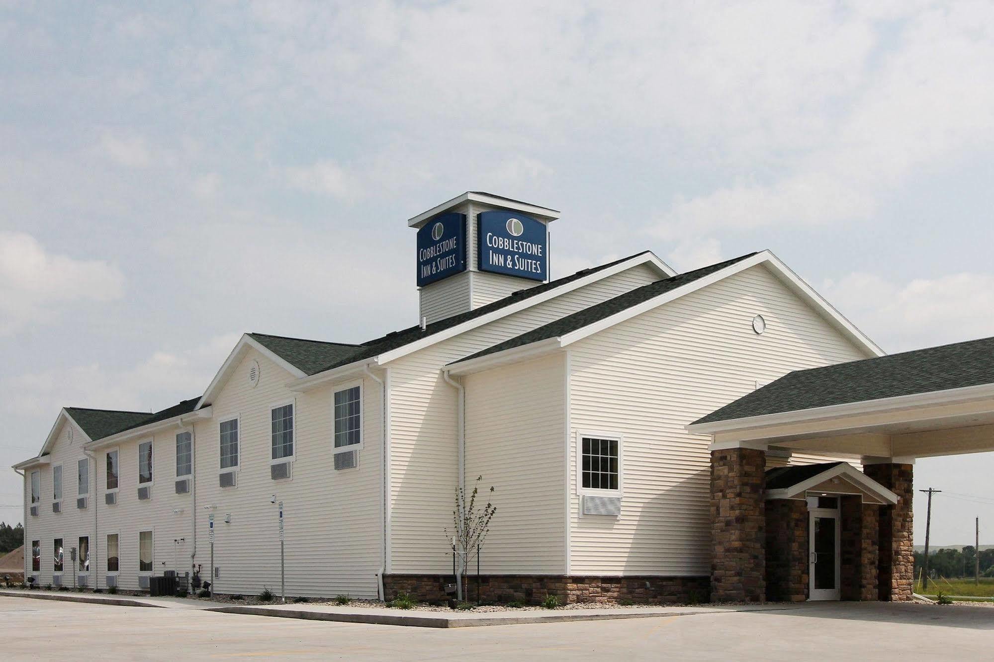 Cobblestone Inn & Suites - Linton Εξωτερικό φωτογραφία