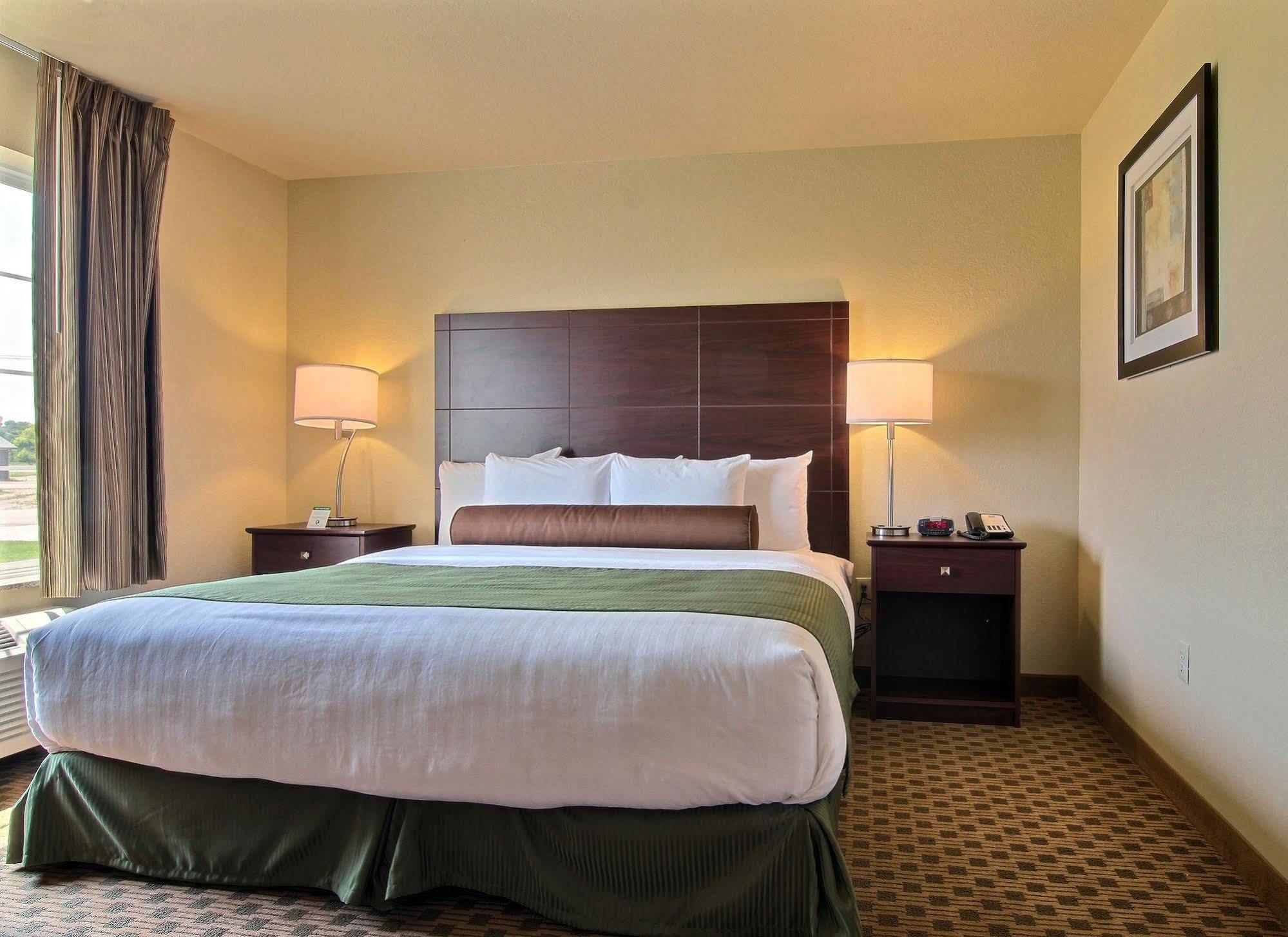 Cobblestone Inn & Suites - Linton Εξωτερικό φωτογραφία