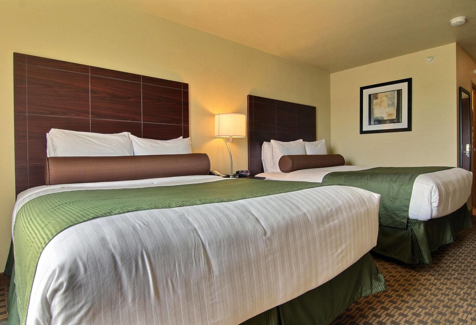 Cobblestone Inn & Suites - Linton Εξωτερικό φωτογραφία