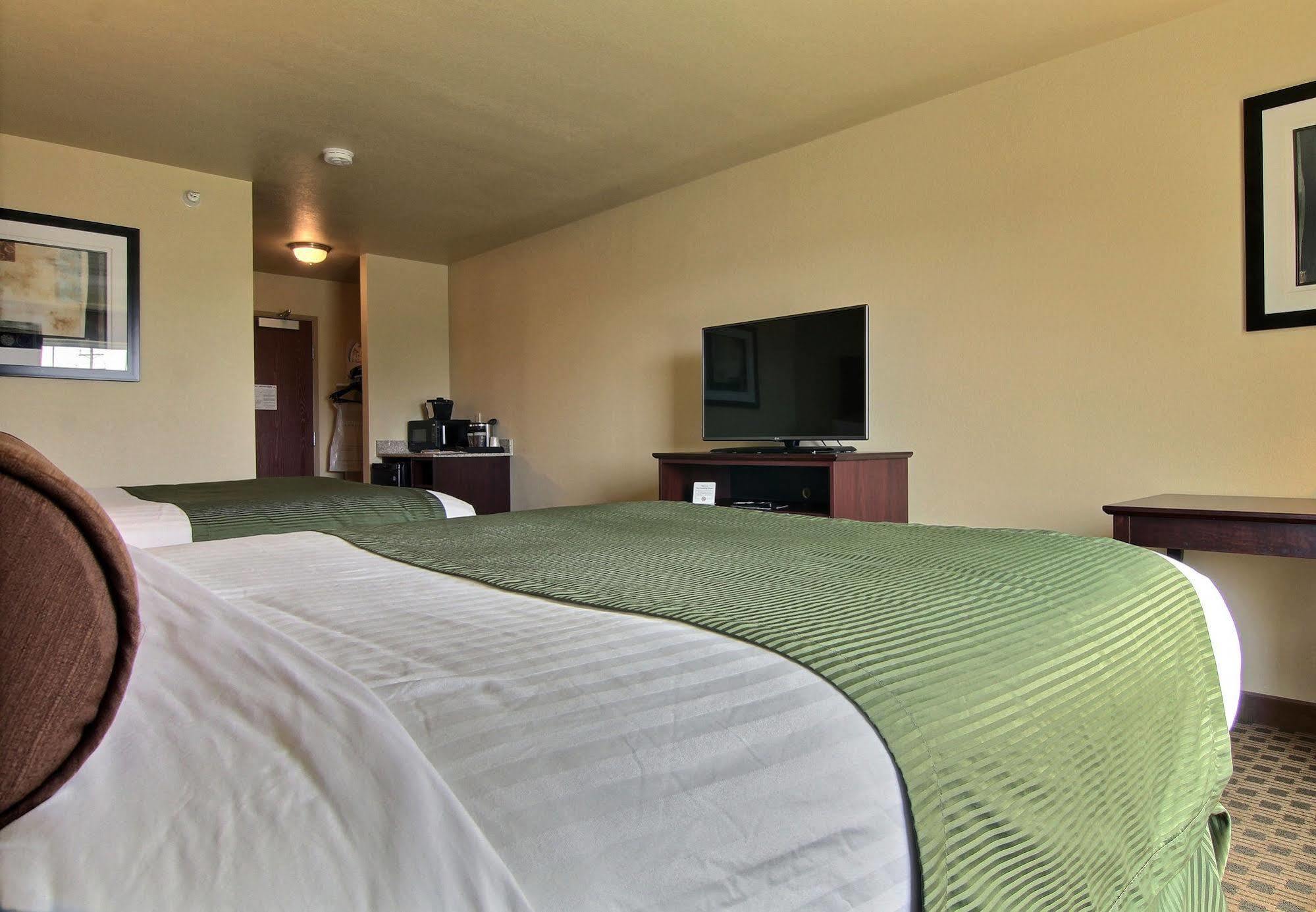 Cobblestone Inn & Suites - Linton Εξωτερικό φωτογραφία