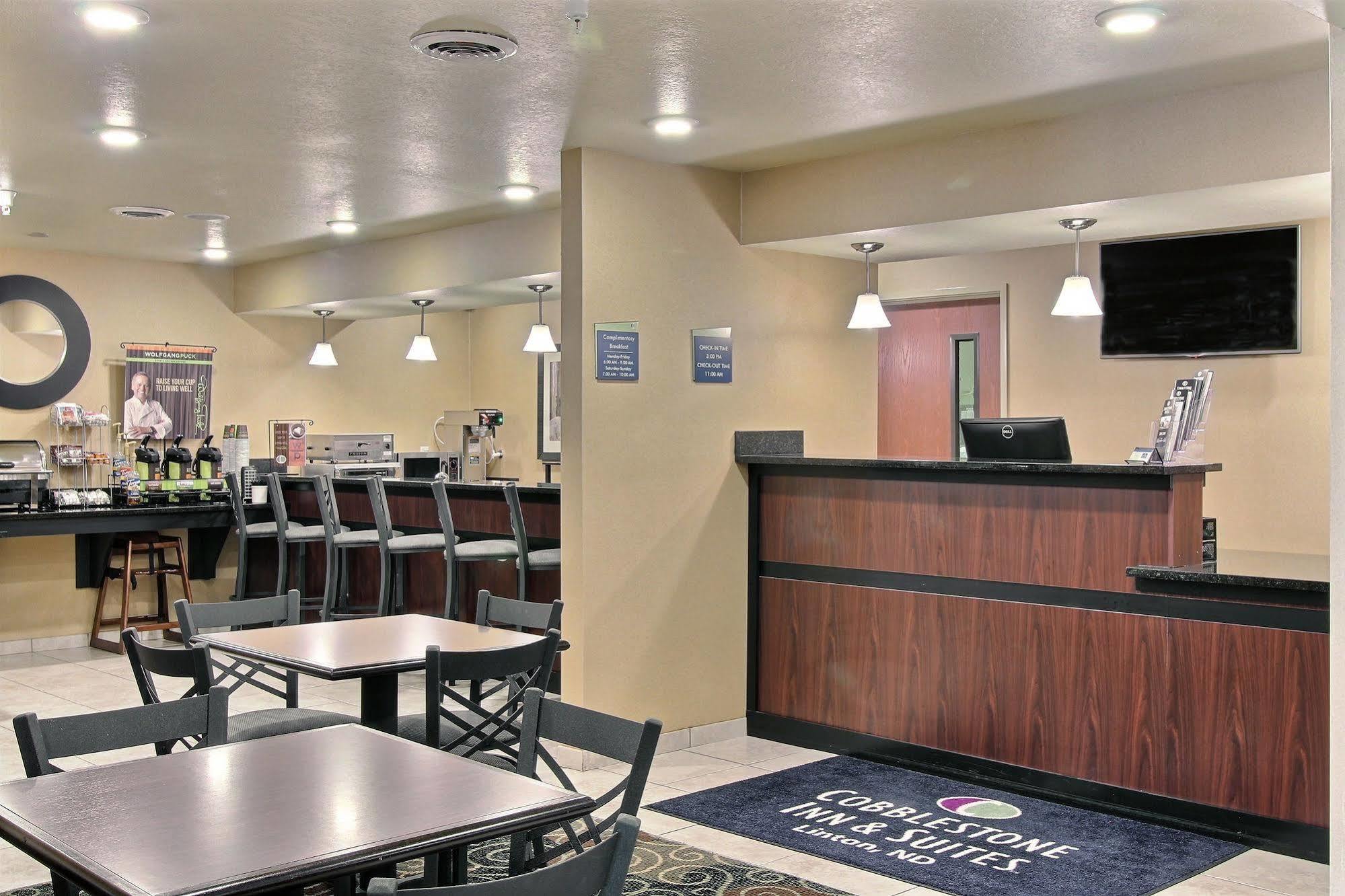 Cobblestone Inn & Suites - Linton Εξωτερικό φωτογραφία